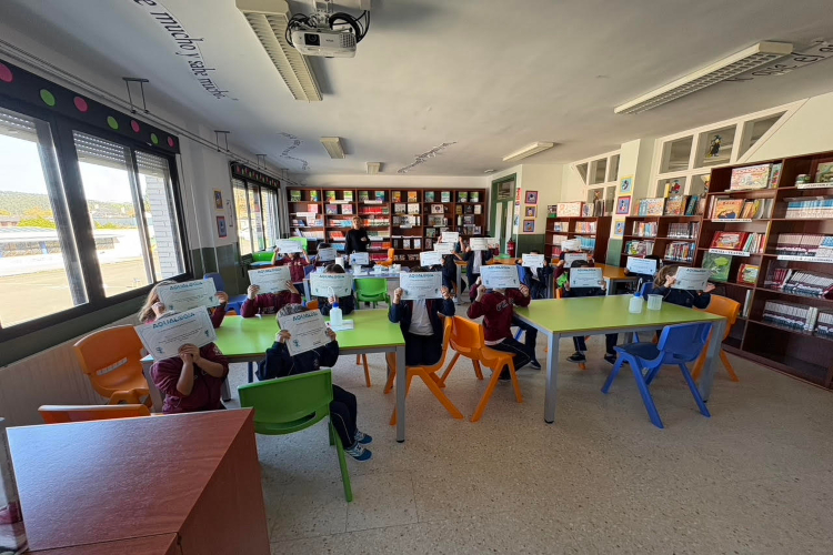 Entrega de Diplomas - Programa Aqualogía en Navia